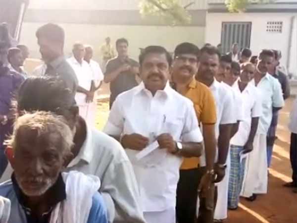 வரிசை