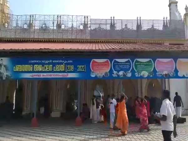 Edathua church festival Near Kanyakumari, Devotees worship Edathua church festival Near Kanyakumari, Devotees worship