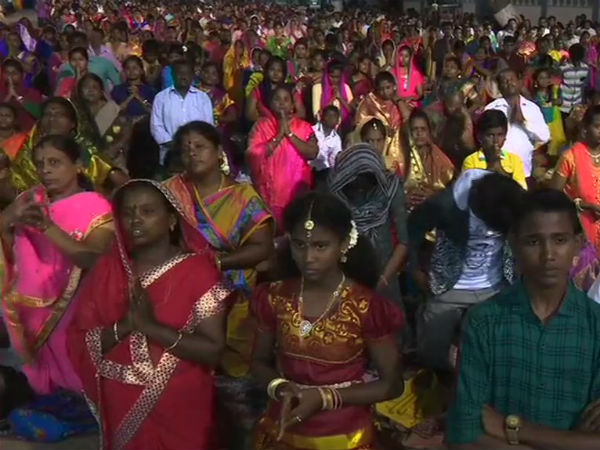 Eeaster sunday prayers being held at Lourdes Shrine Church in Madurai. Eeaster sunday prayers being held at Lourdes Shrine Church in Madurai.