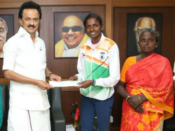 ஸ்டாலின் 10 லட்சம்