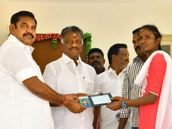 முதல்வர் 15லட்சம்