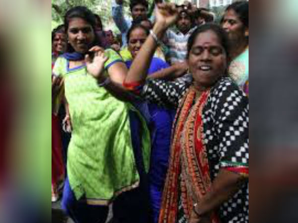 அன்புமழை