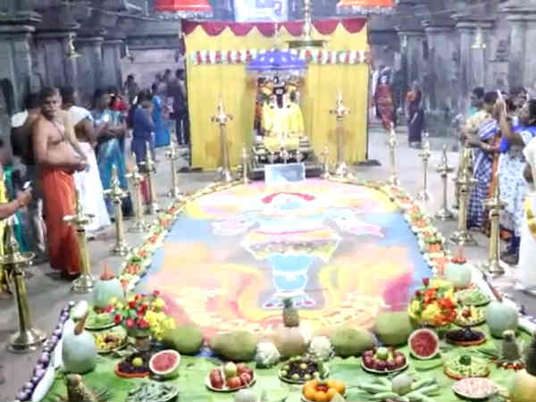 Keralas Vishu Function celebrated in Suseenthiram Temple, Tamilnadu Keralas Vishu Function celebrated in Suseenthiram Temple, Tamilnadu