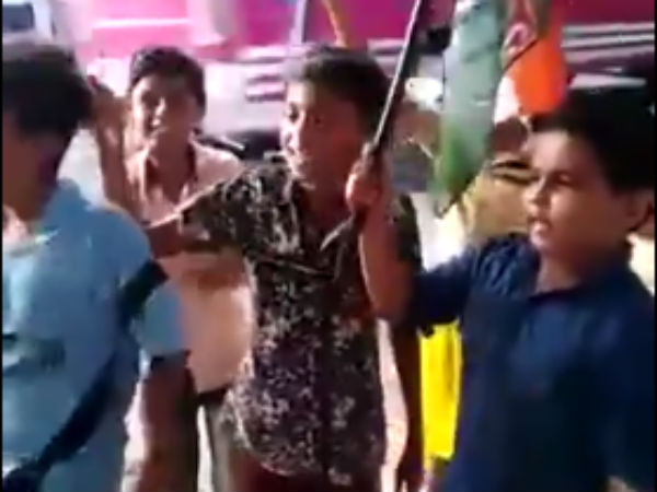 முகத்தில் சிரிப்பு