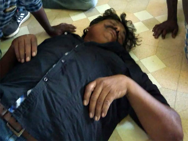 மக்கள் வேடிக்கை