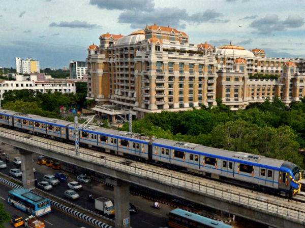 மெட்ரோ ஊழியர்கள்