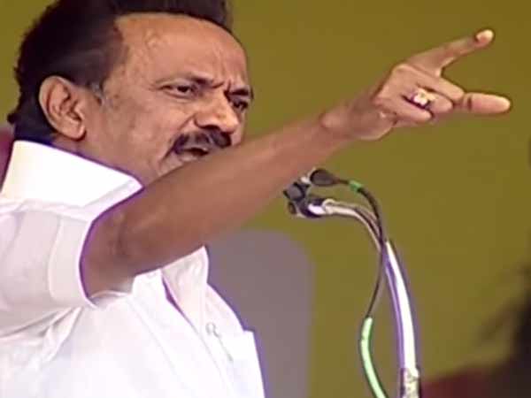 கண்டுகொள்ளாத மக்கள்