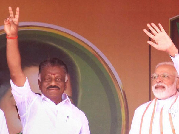 O panneerselvam and his son participated modis ganga aarti in varanasi O panneerselvam and his son participated modis ganga aarti in varanasi