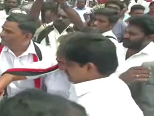 கல்வீச்சு