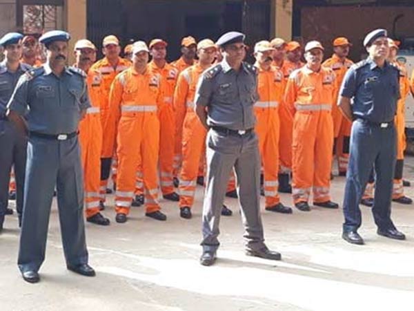 Cyclone Fani: Disaster Management team all set to face the storm in TN Cyclone Fani: Disaster Management team all set to face the storm in TN