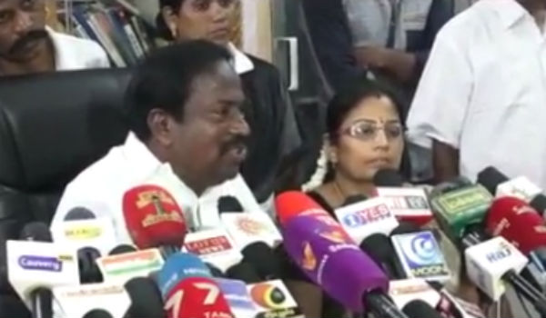 ஆஜராக வேண்டும்