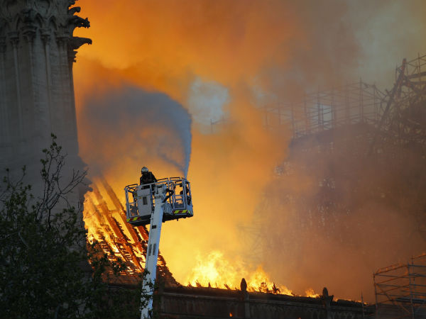 colossal fire swept through the famed Notre-Dame Cathedral in central Paris colossal fire swept through the famed Notre-Dame Cathedral in central Paris