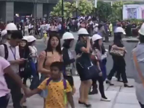Earthquake of 6.3 magnitude strikes in Philippines, killing 5 Earthquake of 6.3 magnitude strikes in Philippines, killing 5
