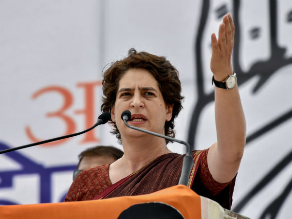 Issues are clear; employment, education & health Says Priyanka Gandhi Vadra Issues are clear; employment, education & health Says Priyanka Gandhi Vadra