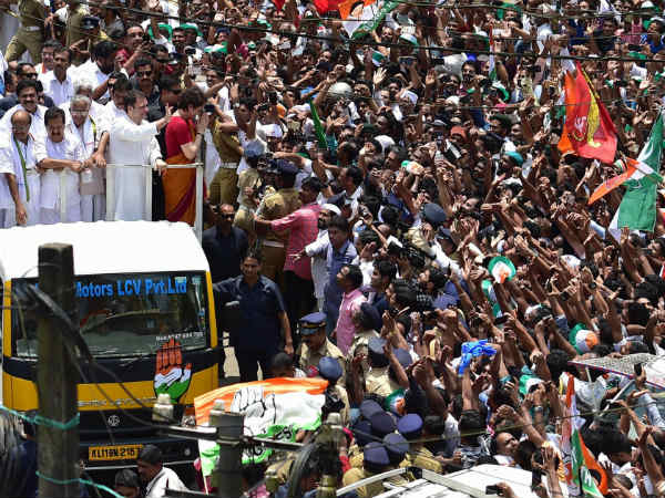 Kerala people gave a massive welcome to Rahul Gandhi in Wayanad Kerala people gave a massive welcome to Rahul Gandhi in Wayanad