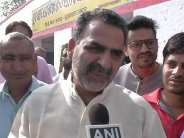 Faces of women in burkhas are not being checked: says Muzaffarnagar BJP candidate Sanjiv Balyan Faces of women in burkhas are not being checked: says Muzaffarnagar BJP candidate Sanjiv Balyan