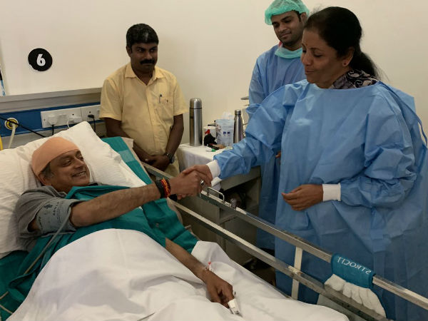 Nirmala Sitharaman is Example of rare virtues in politics- Shashi Tharoor Nirmala Sitharaman is Example of rare virtues in politics- Shashi Tharoor