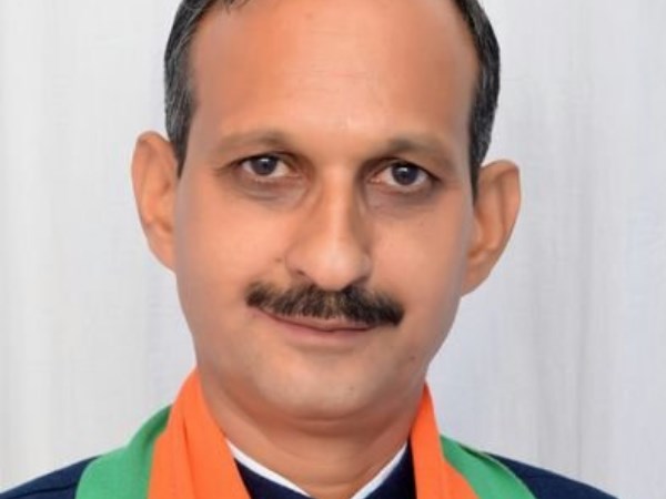 மோசமாக திட்டினார்