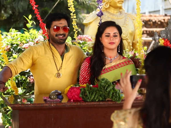 Suryavamsam scene inspired in Naam iruvar Namakku iruvar serial Suryavamsam scene inspired in Naam iruvar Namakku iruvar serial