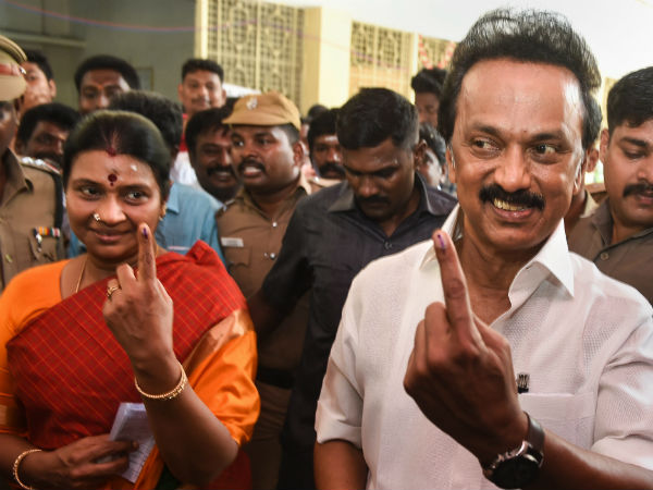 Lok Sabha Election 2019: M K Stalin cast his vote in Chennai Thenampet Lok Sabha Election 2019: M K Stalin cast his vote in Chennai Thenampet