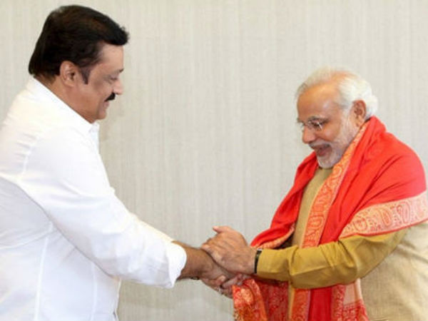 மோடியே சொன்னார்.. சரின்னுட்டேன்.. சுரேஷ் கோபி அதிரடி 
