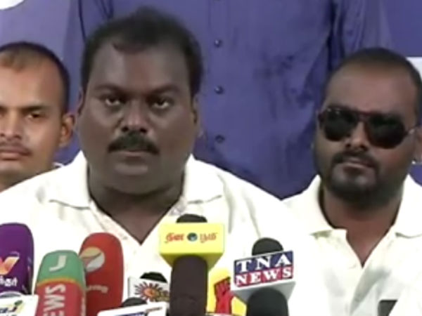 33 தொகுதிகள்
