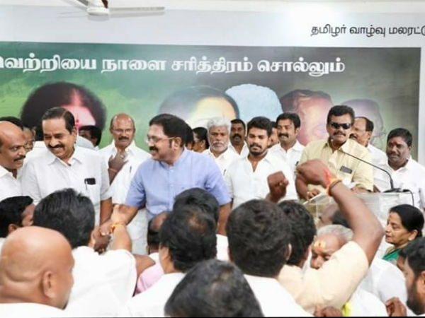 கட்சிக்கு சின்னம்