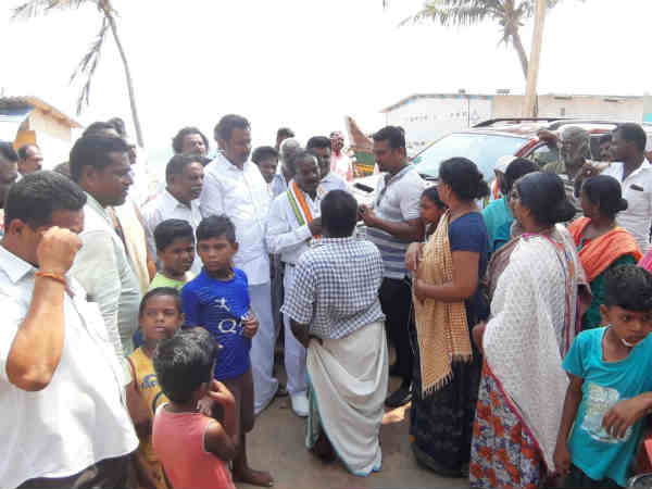 H.VasanthaKumar gave voice for the fishery issue before the election results H.VasanthaKumar gave voice for the fishery issue before the election results