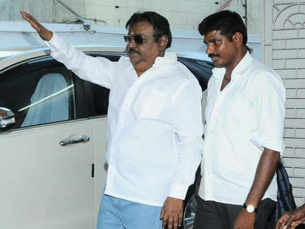 2 இடத்தில் பேசிய விஜயகாந்த்