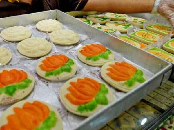 Laddoos cakes and lotus shaped barfis by BJP, Congress accuses Laddoos cakes and lotus shaped barfis by BJP, Congress accuses