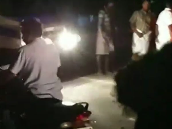 A bus - bike accident in Madurai kills 4 people: including 3 women A bus - bike accident in Madurai kills 4 people: including 3 women