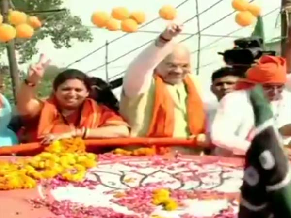 மக்களின் கூட்டமே சாட்சி