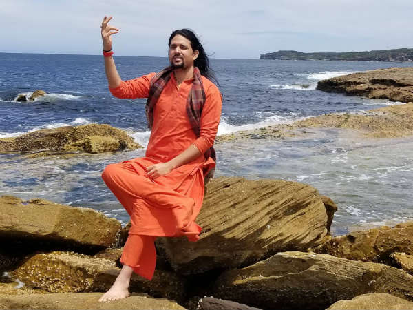 Issue of sexual harassment..Yoga guru Anand Giri arrested in Australia Issue of sexual harassment..Yoga guru Anand Giri arrested in Australia