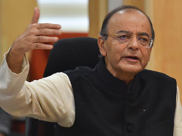 Mayawati Unfit for public life: Arun Jaitley slammed BSP chief Mayawati after her remarks on PM Modi Mayawati Unfit for public life: Arun Jaitley slammed BSP chief Mayawati after her remarks on PM Modi