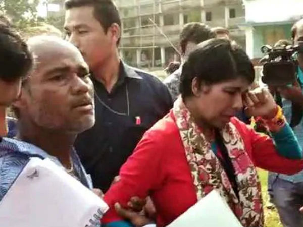 West Bengal BJP candidate took refuge in Temple West Bengal BJP candidate took refuge in Temple