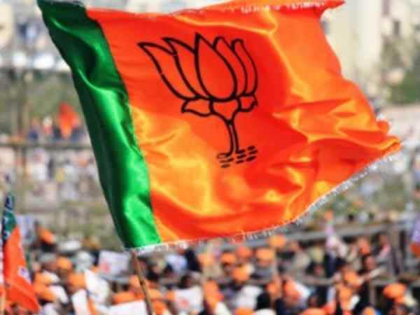 இடதுசாரிகளின் தற்கொலை முயற்சி