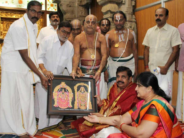 cm palanisamy visit lord Venkateswara temple in Tirupati cm palanisamy visit lord Venkateswara temple in Tirupati