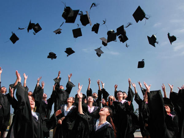 How many graduates and post graduates are in the 17th Lok Sabha? Here are the details How many graduates and post graduates are in the 17th Lok Sabha? Here are the details