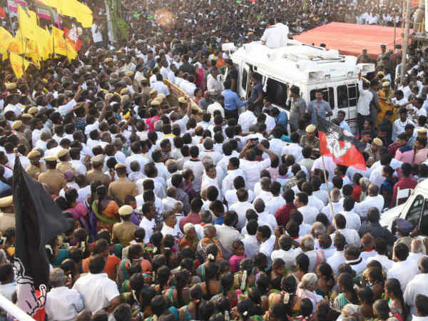 பொய் வாக்குறுதி