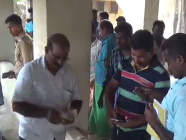 பங்குபிரிப்பதில் தகராறு