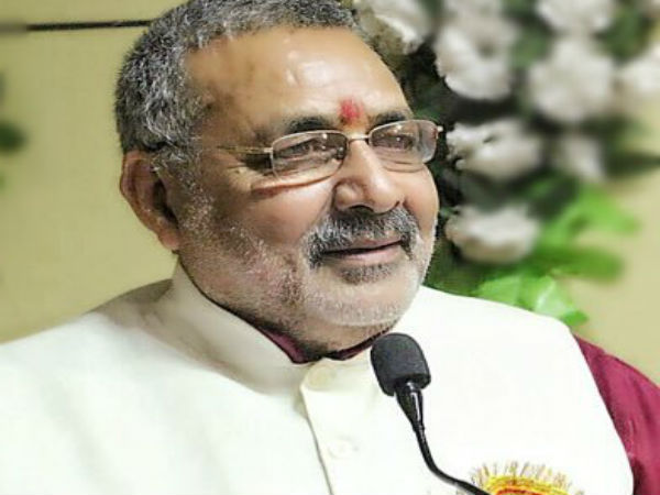 Mamta having Haughty Like Ravana, Dictatorship like kim jong un.. Giriraj singh attack Mamta having Haughty Like Ravana, Dictatorship like kim jong un.. Giriraj singh attack