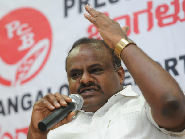 Who authorized you to tease politicians? Kumaraswamy anger over media Who authorized you to tease politicians? Kumaraswamy anger over media