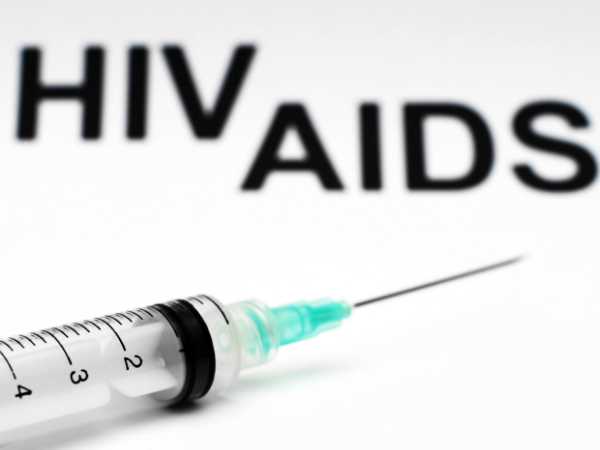 pakistan doctor held after 530 children diagnosed with hiv pakistan doctor held after 530 children diagnosed with hiv