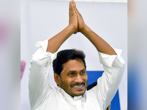 ஒய்எஸ்ஆர்சி முன்னிலை