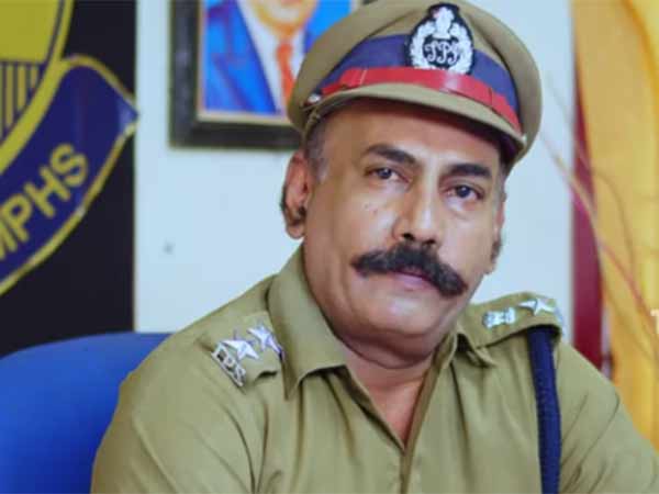 நறநறன்னு இருக்கு