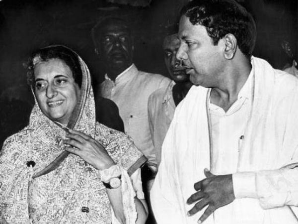 DMK to try dissolve AIADMK Govt? DMK to try dissolve AIADMK Govt?