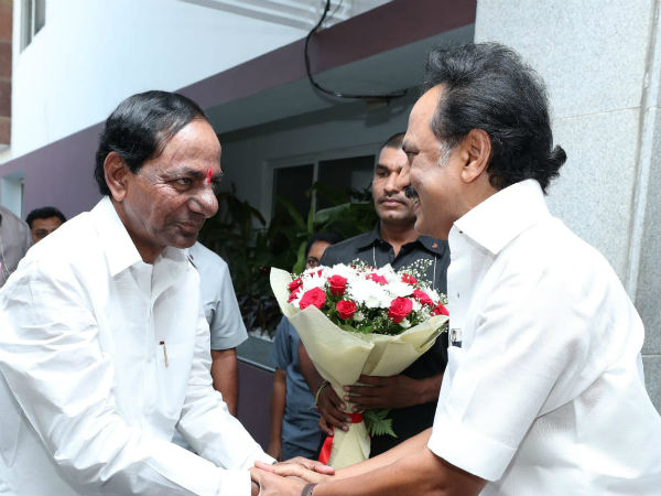 சந்திரசேகராவ் முயற்சி