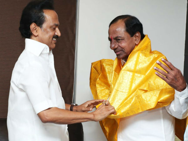 ஸ்டாலின் - சந்திரசேகர ராவ் சந்திப்பு