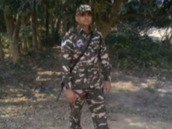 Border security personnel who committed suicide in Assam were buried in their hometown Border security personnel who committed suicide in Assam were buried in their hometown