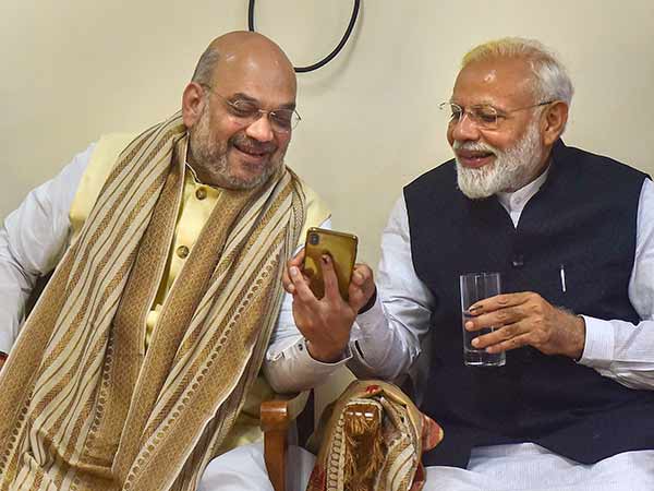 BJP President Amit Shah to host a dinner for NDA leaders tomorrow BJP President Amit Shah to host a dinner for NDA leaders tomorrow